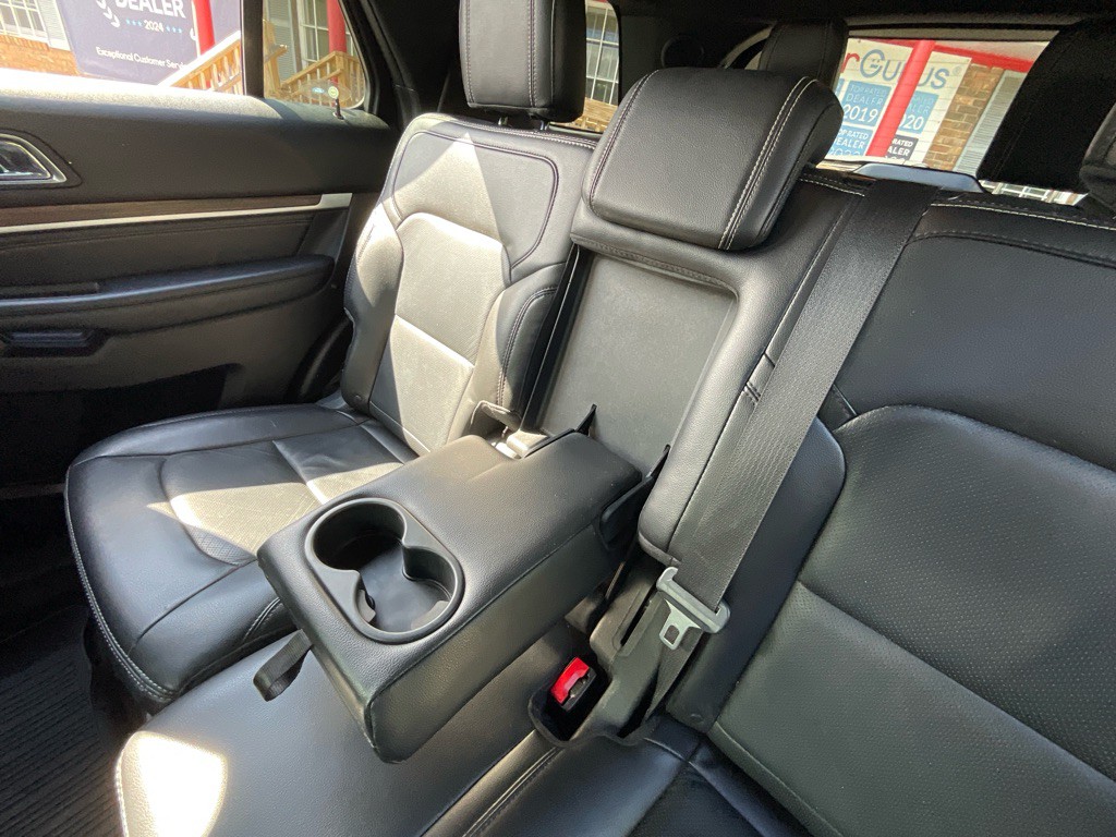 2018 Ford Explorer Image 34