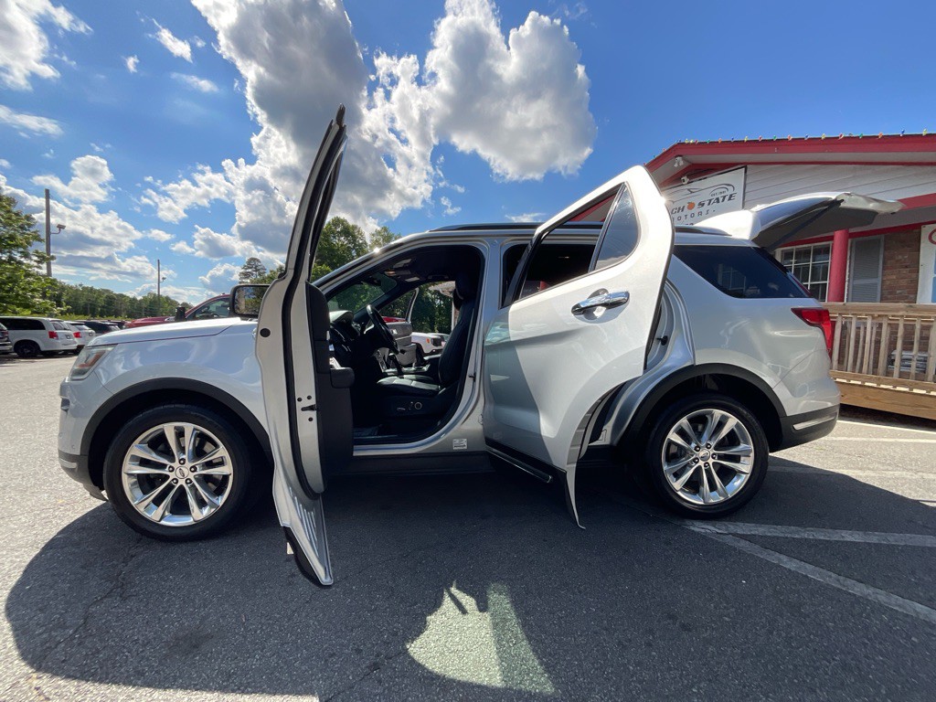 2018 Ford Explorer Image 37