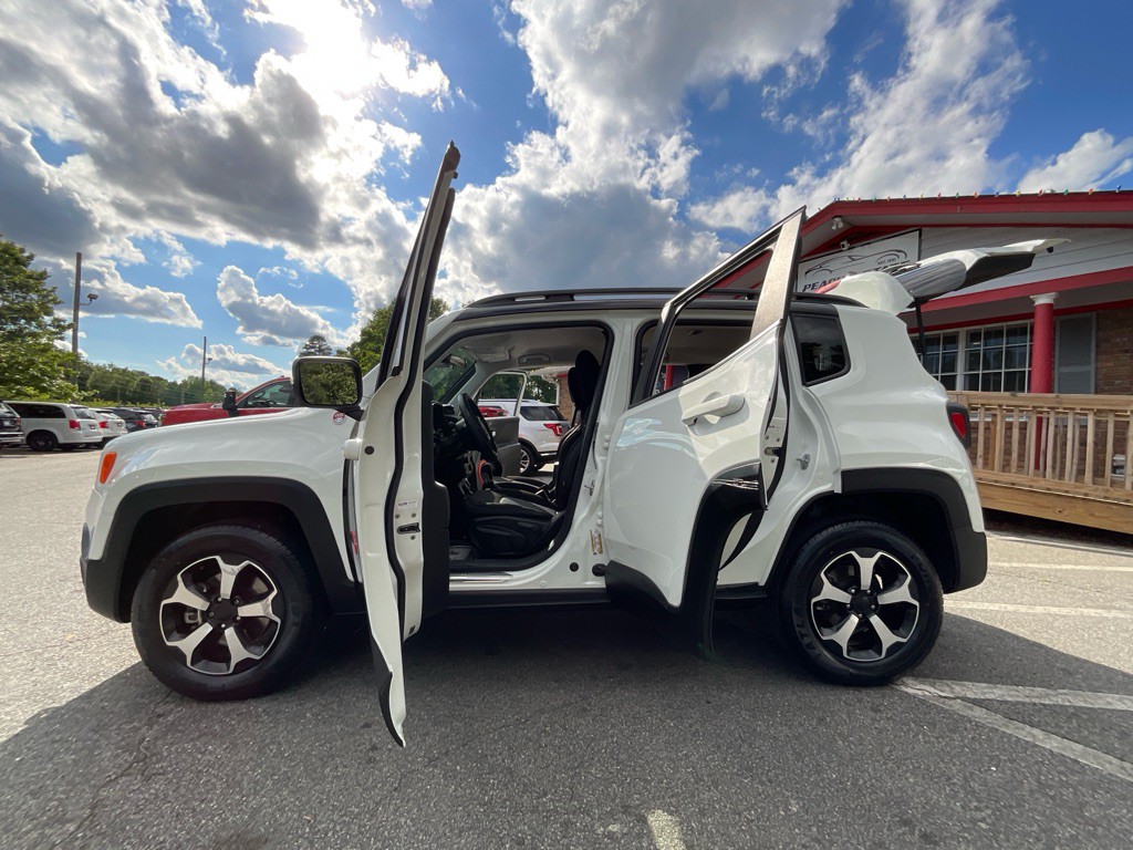 2020 Jeep Renegade Image 36