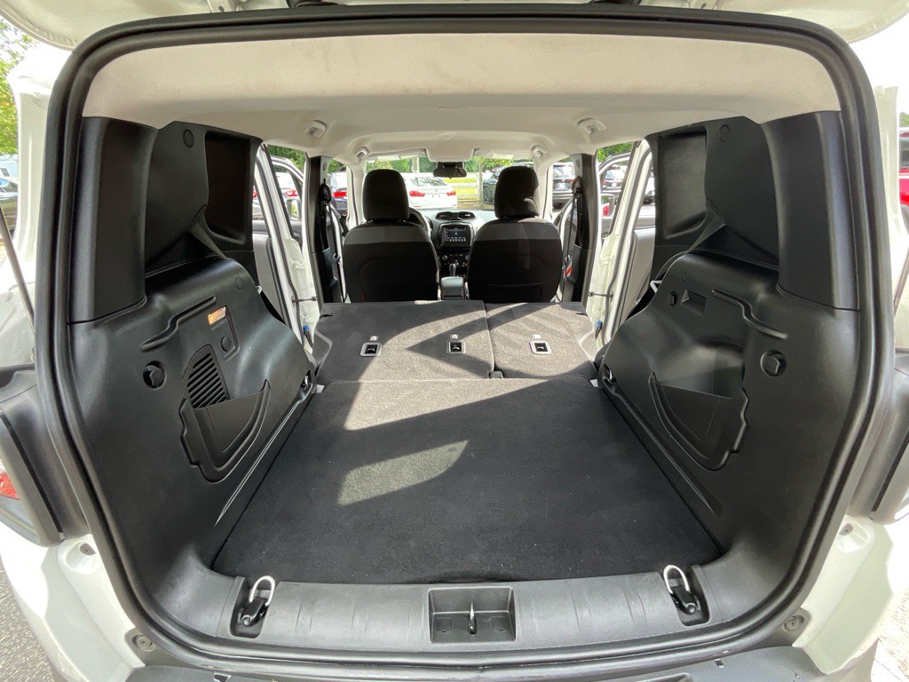 2020 Jeep Renegade Image 38
