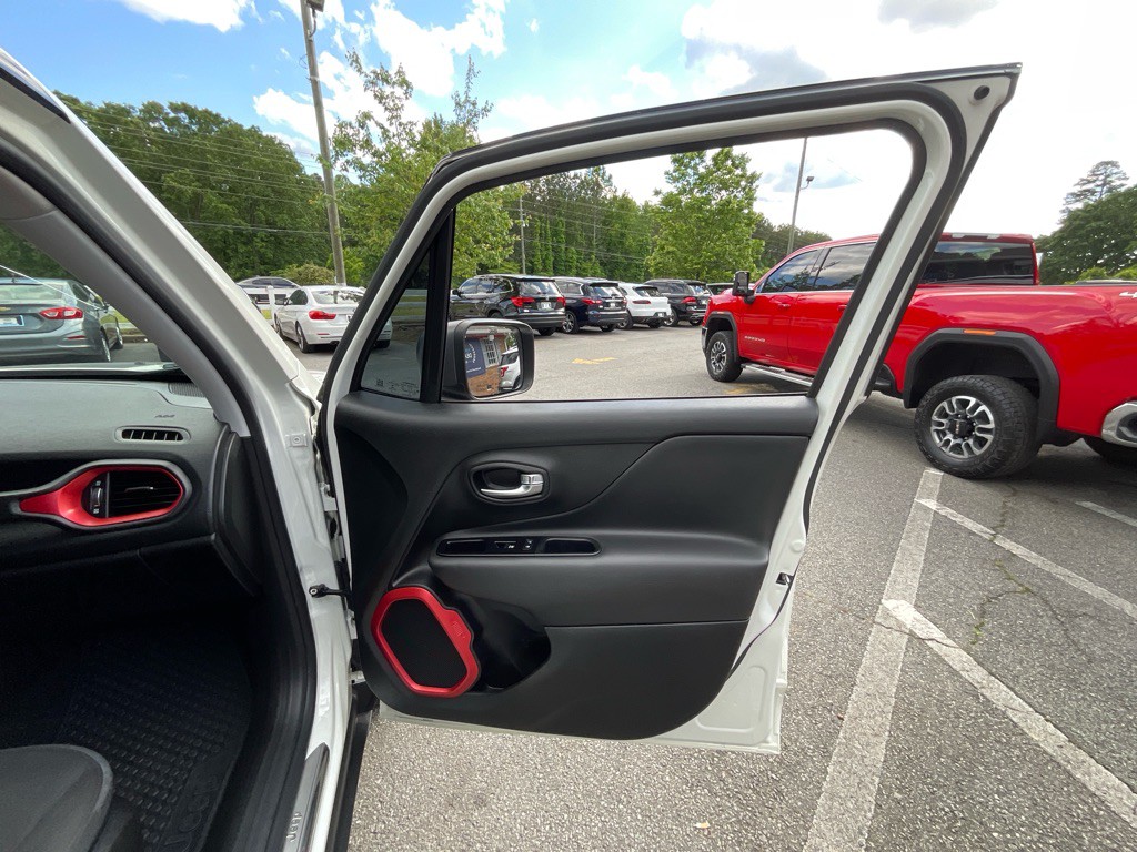 2020 Jeep Renegade Image 43