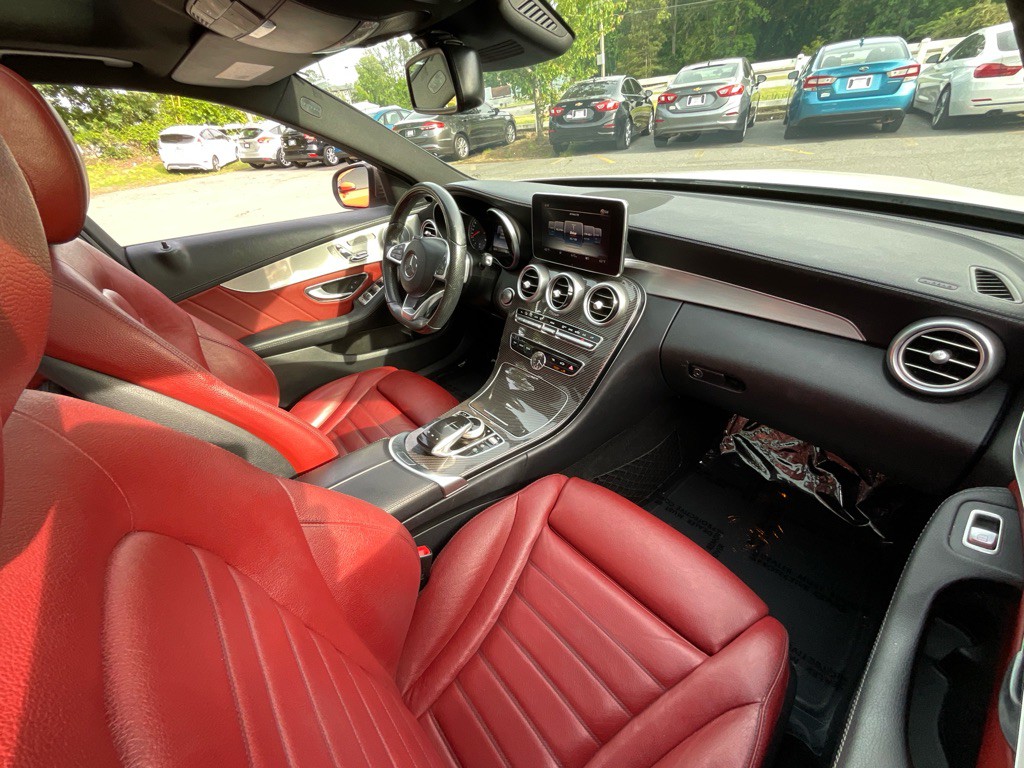 2017 Mercedes-Benz C-Class Image 19