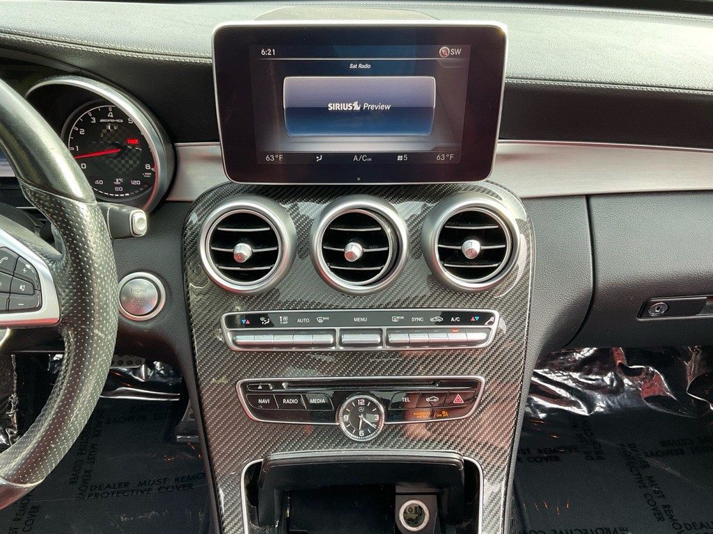2017 Mercedes-Benz C-Class Image 23