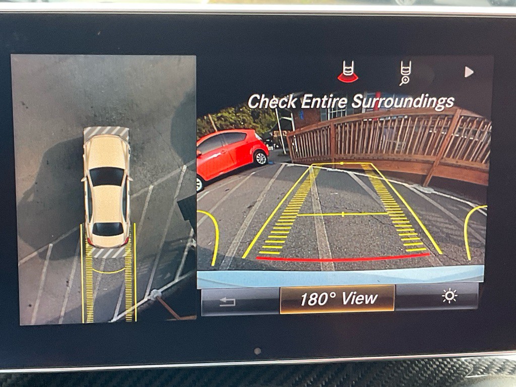 2017 Mercedes-Benz C-Class Image 26