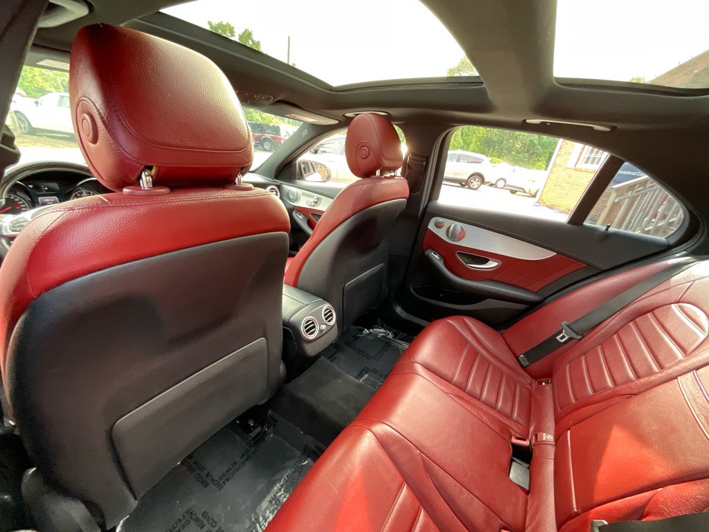 2017 Mercedes-Benz C-Class Image 31