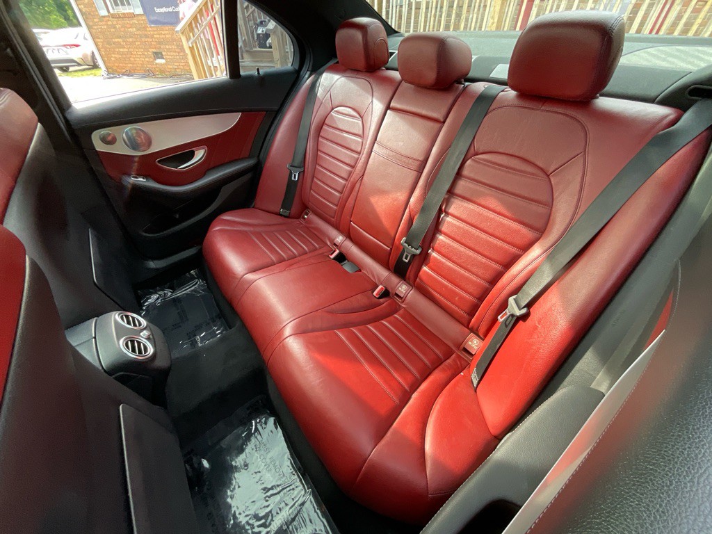 2017 Mercedes-Benz C-Class Image 32