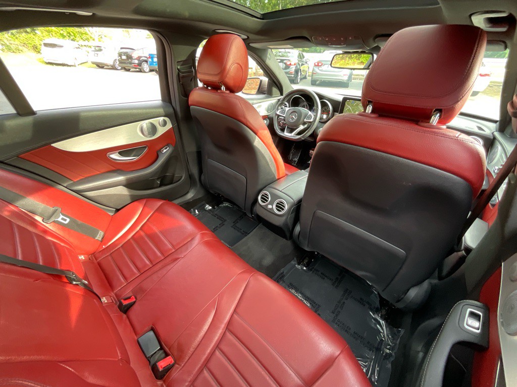 2017 Mercedes-Benz C-Class Image 34