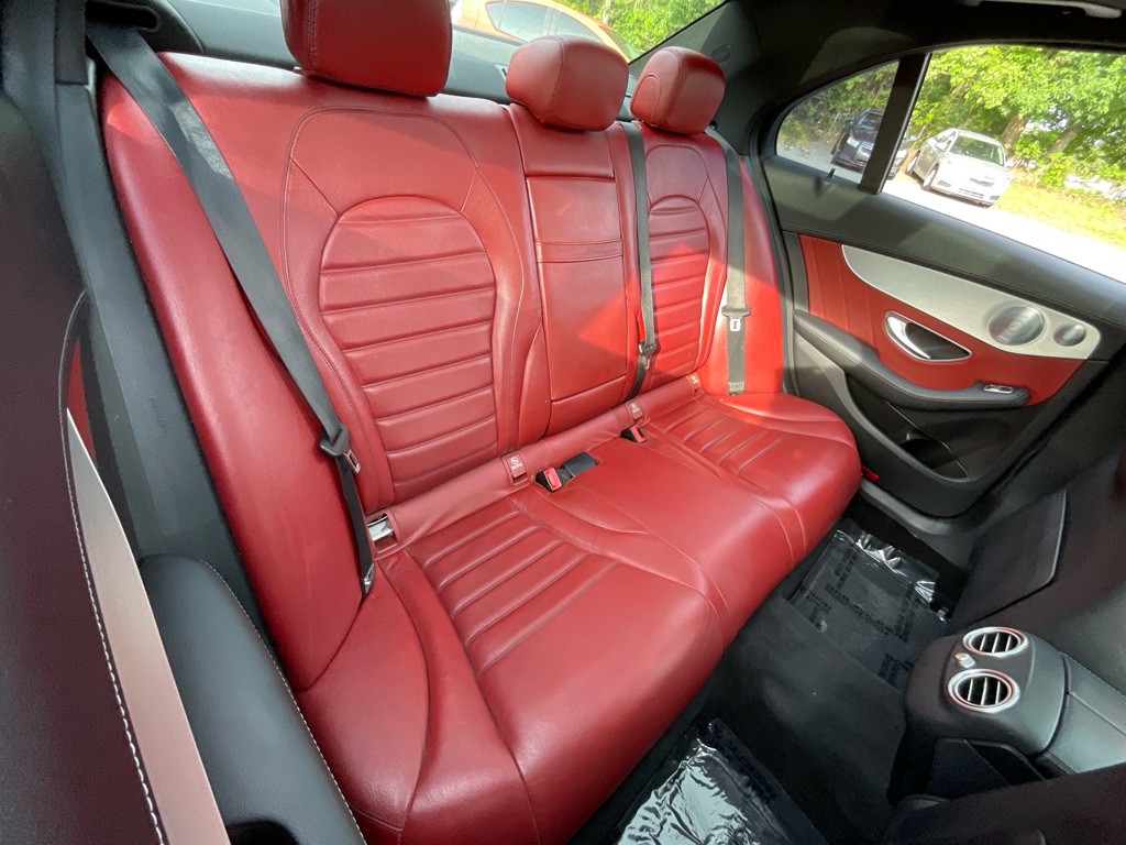 2017 Mercedes-Benz C-Class Image 35