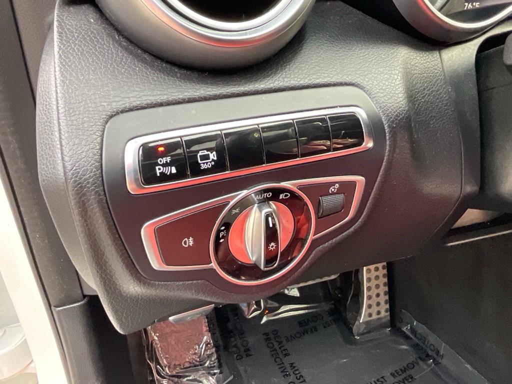 2017 Mercedes-Benz C-Class Image 44
