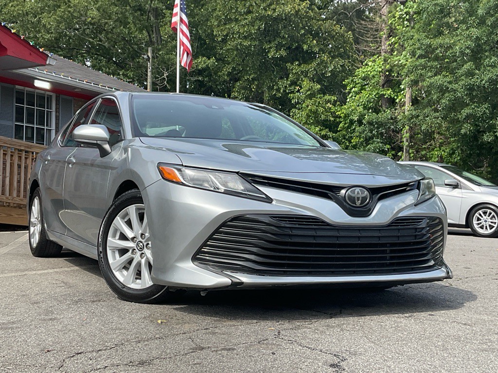 2018 Toyota Camry Image 3