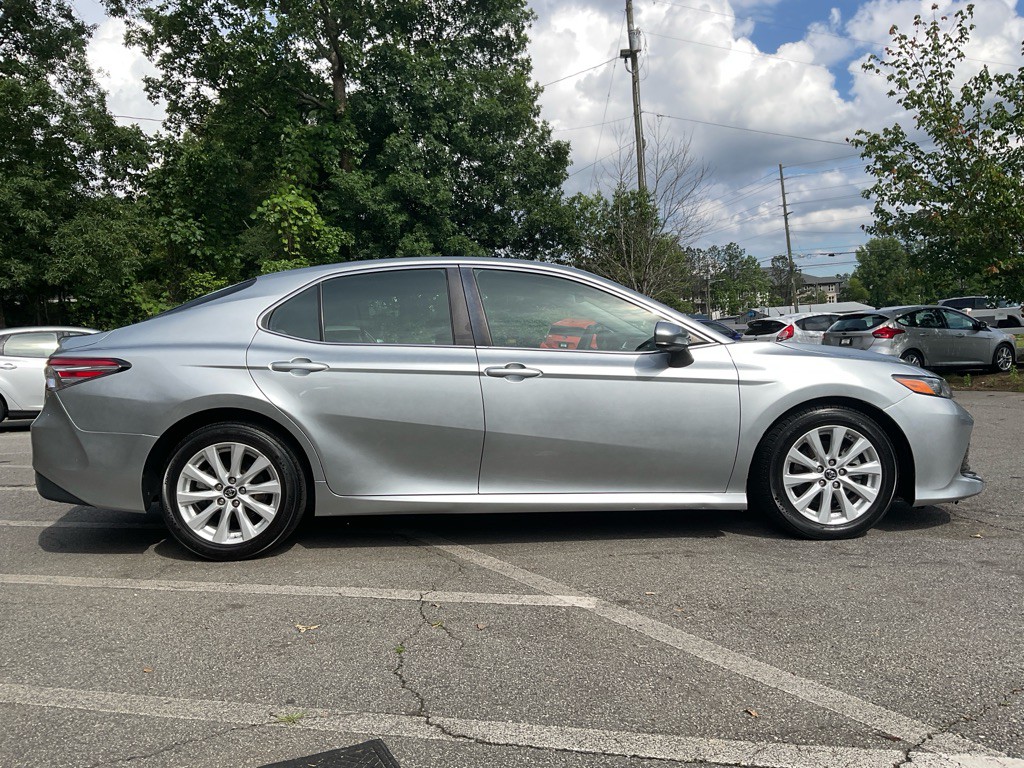 2018 Toyota Camry Image 4
