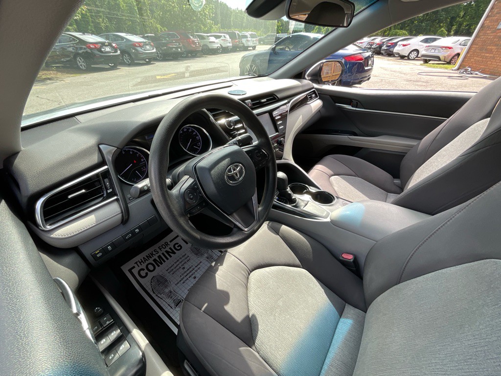 2018 Toyota Camry Image 14
