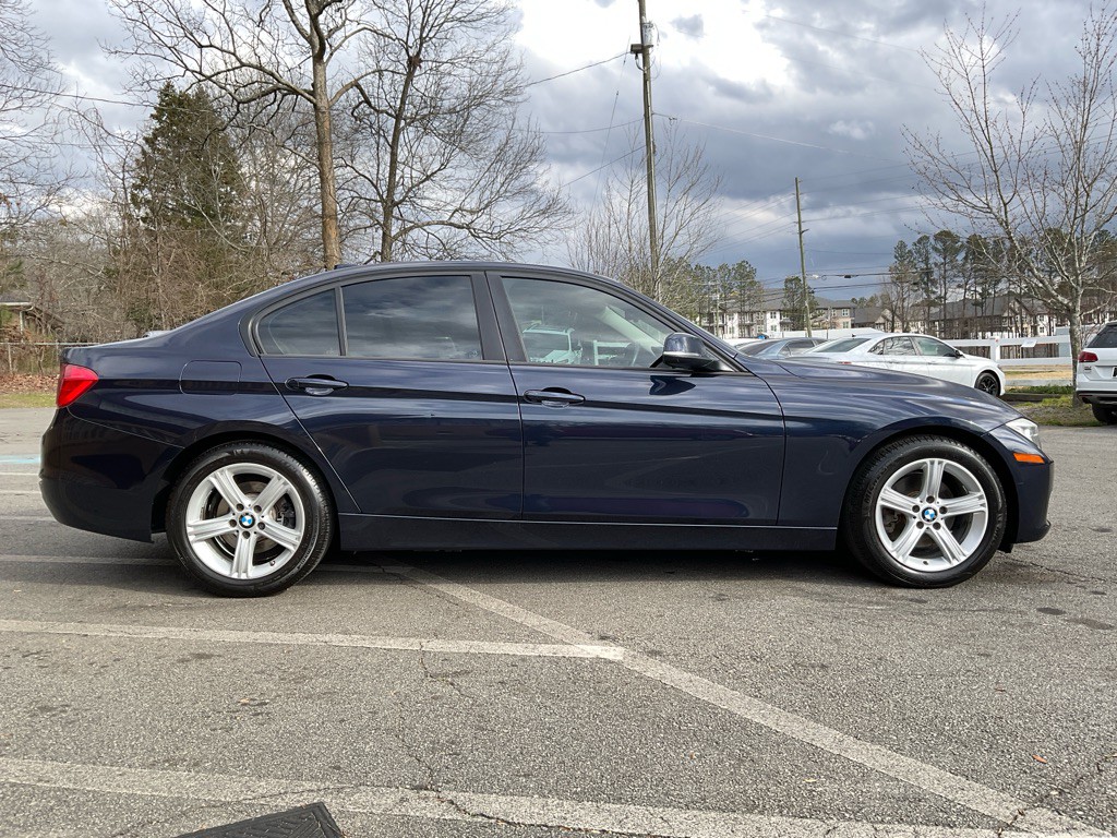 2015 BMW 3 Series Image 4