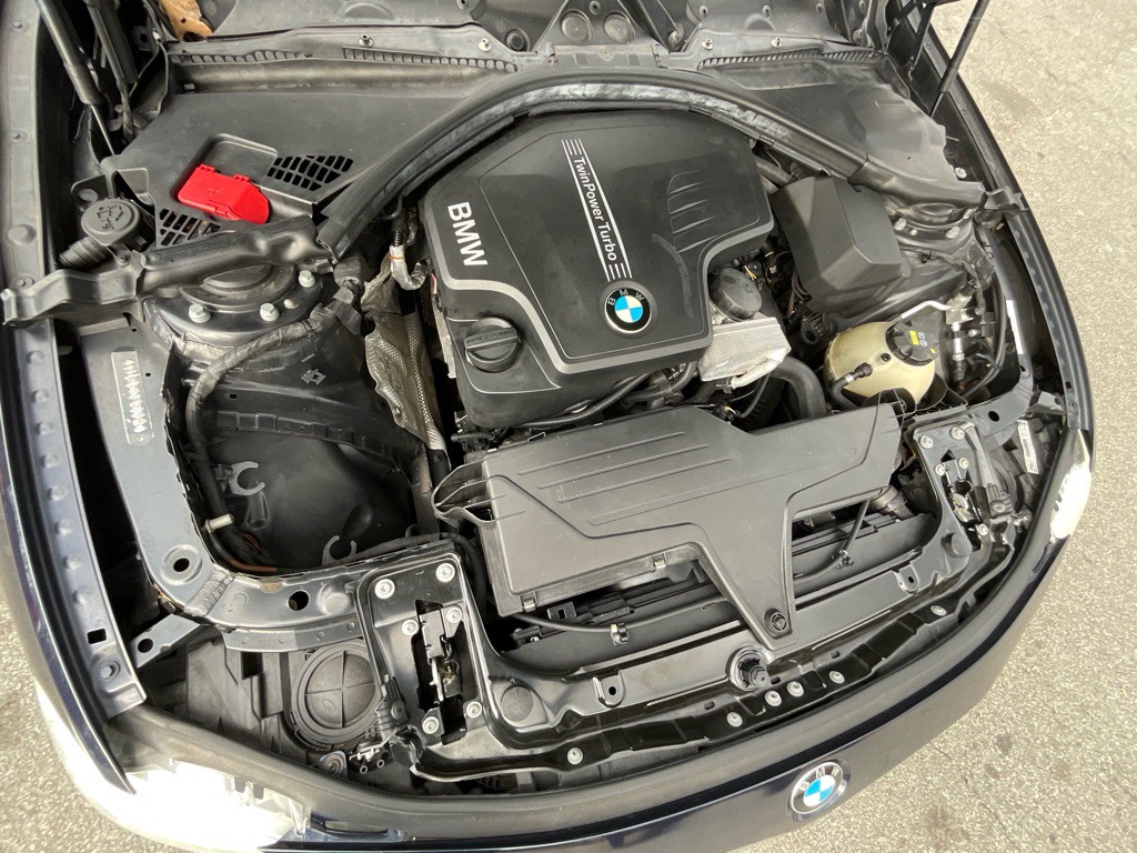 2015 BMW 3 Series Image 13