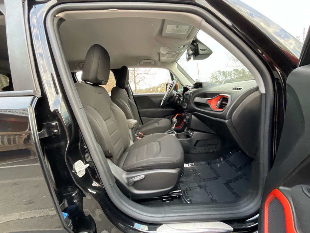 2020 Jeep Renegade Image 18