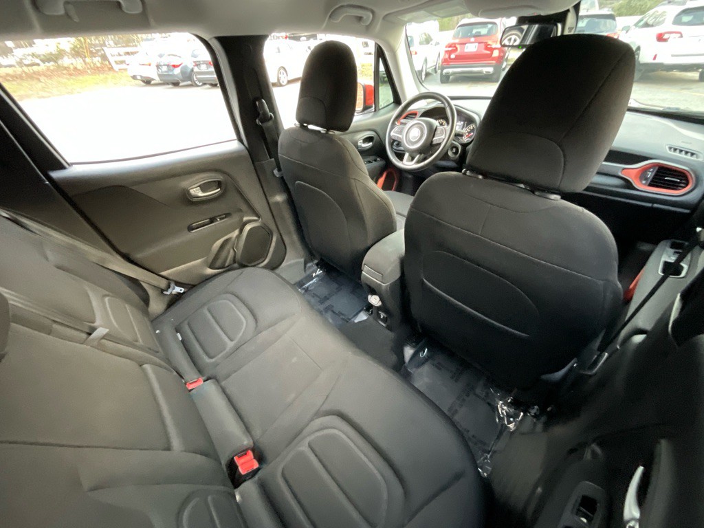 2020 Jeep Renegade Image 30
