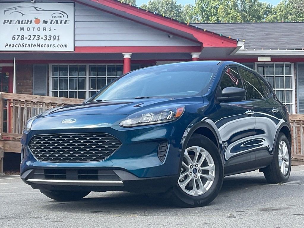 2020 Ford Escape Image 2