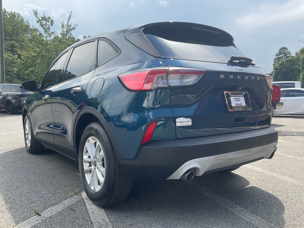 2020 Ford Escape Image 8