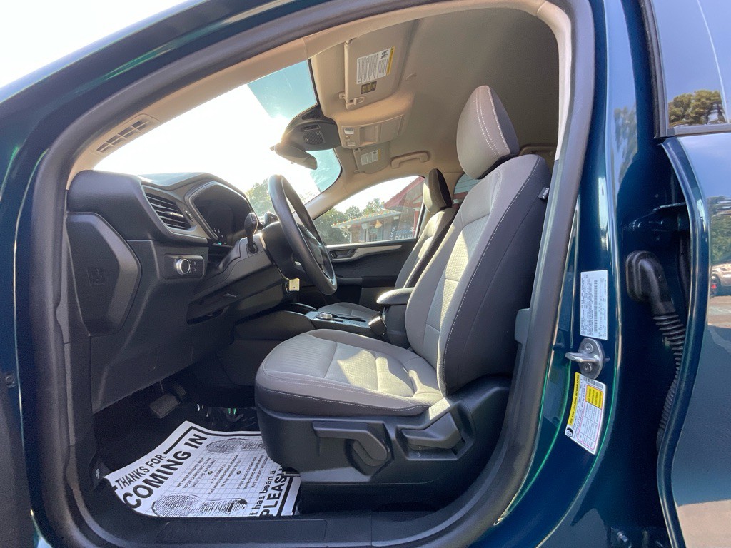 2020 Ford Escape Image 14