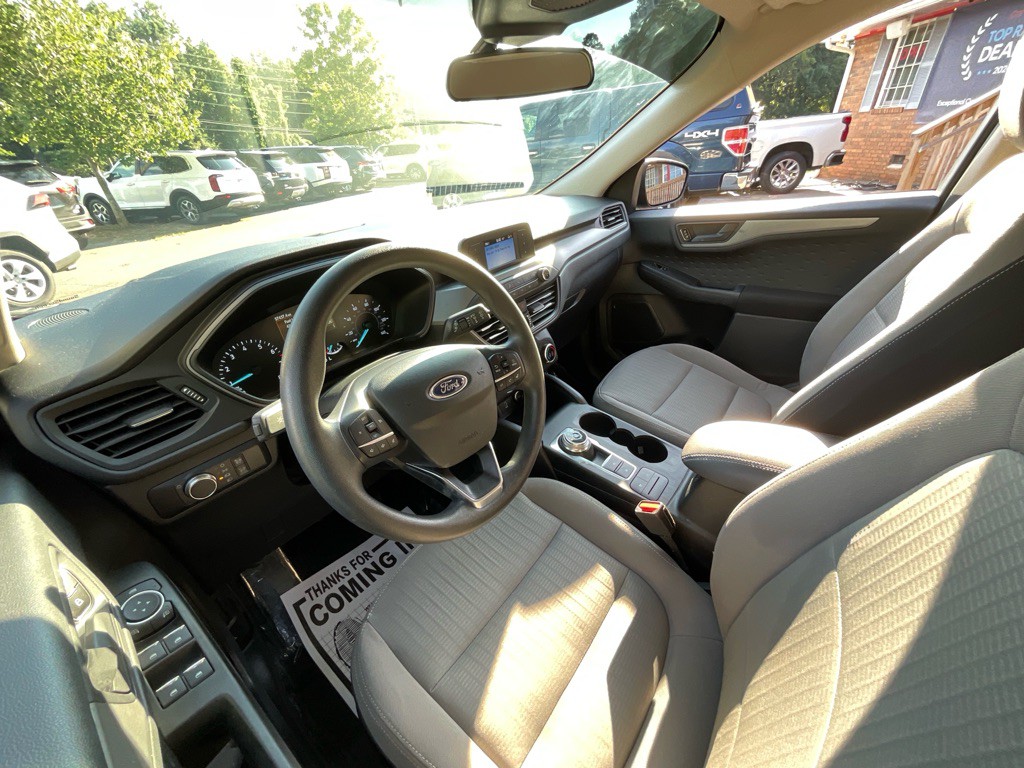 2020 Ford Escape Image 15