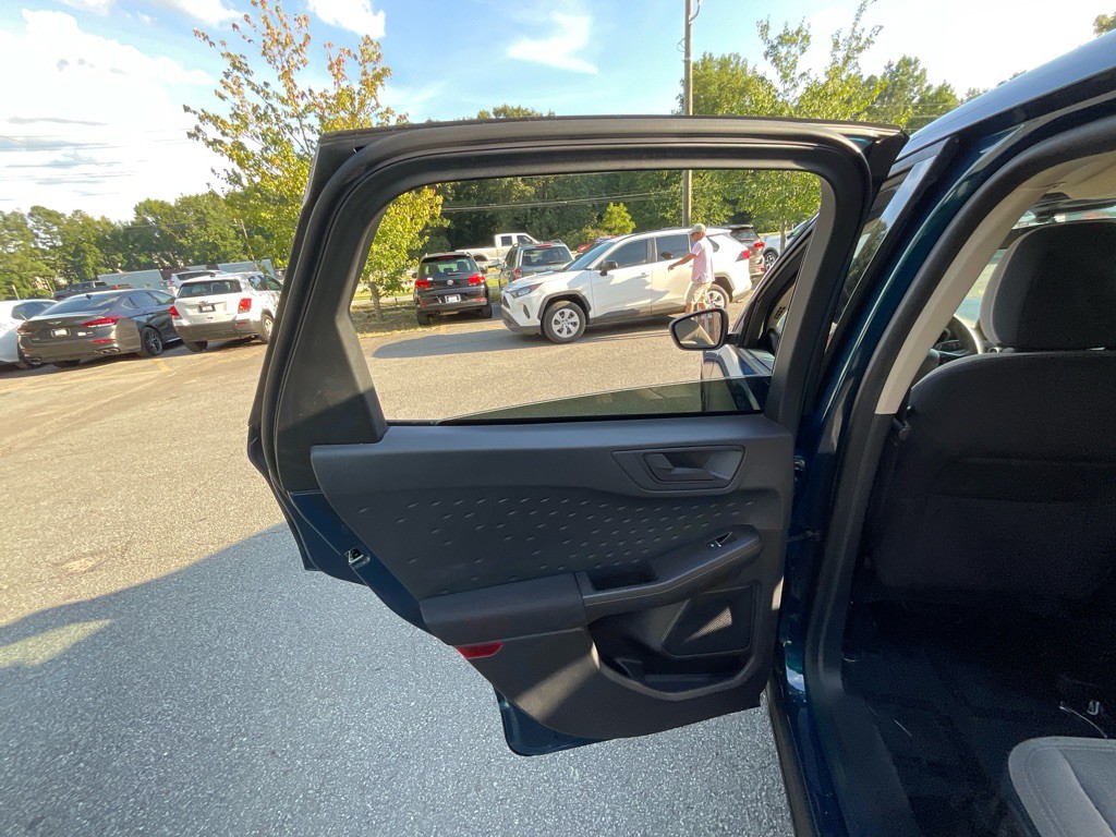 2020 Ford Escape Image 39