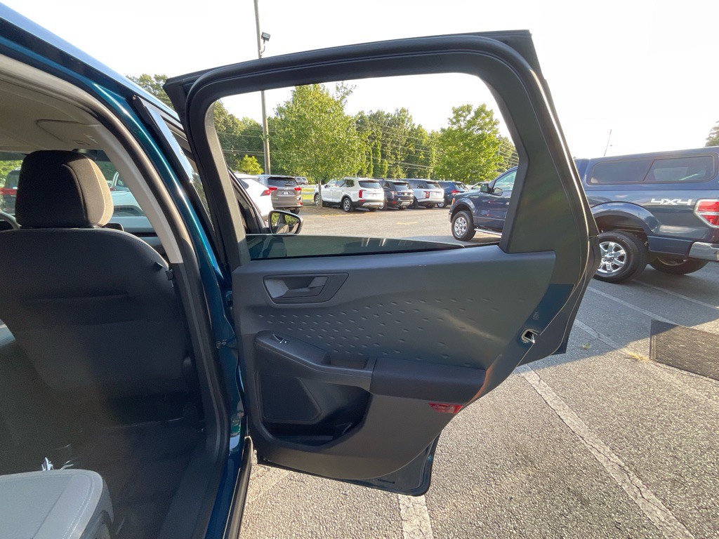 2020 Ford Escape Image 41