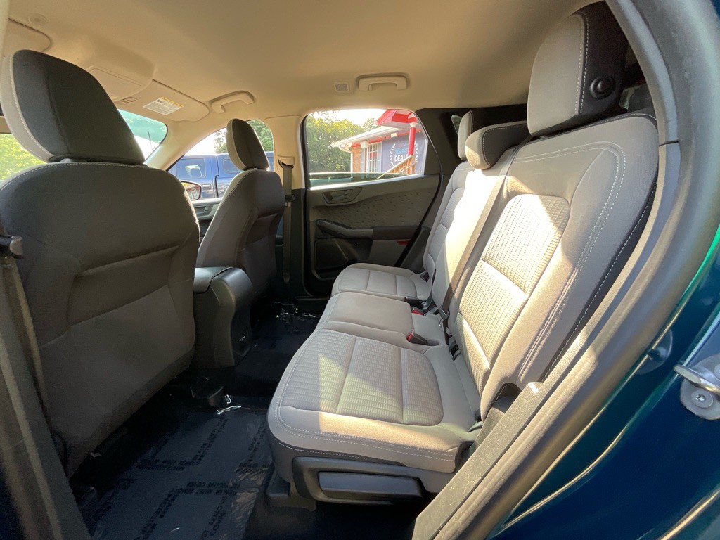 2020 Ford Escape Image 25