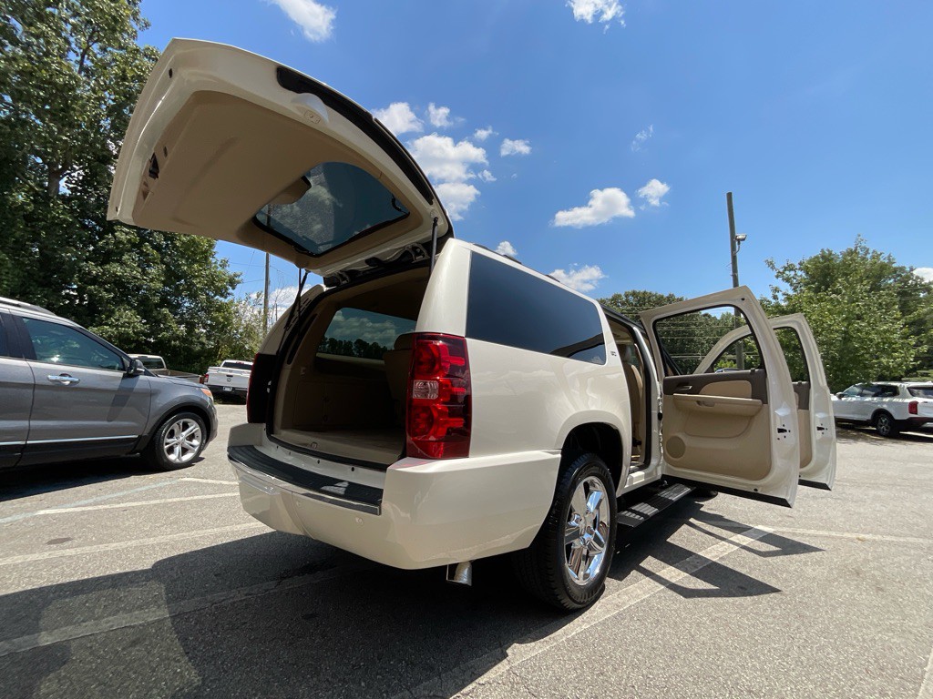 2014 Chevrolet Suburban Image 39