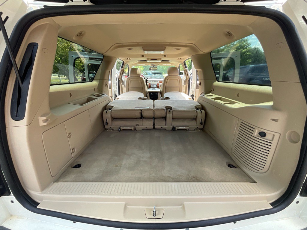 2014 Chevrolet Suburban Image 43