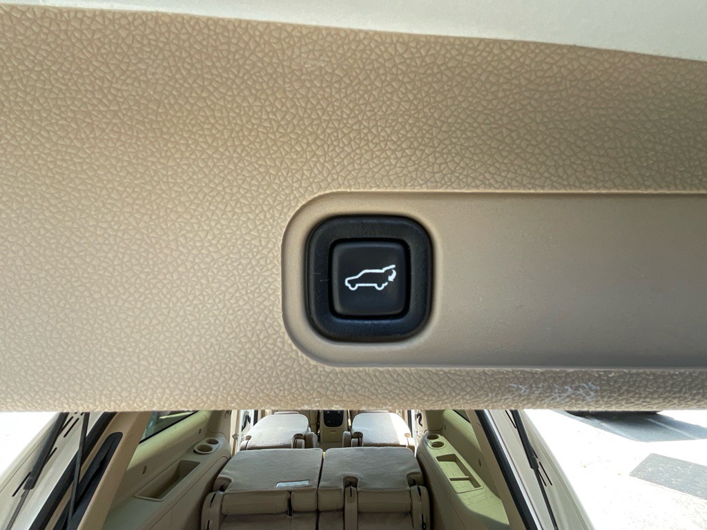 2014 Chevrolet Suburban Image 44