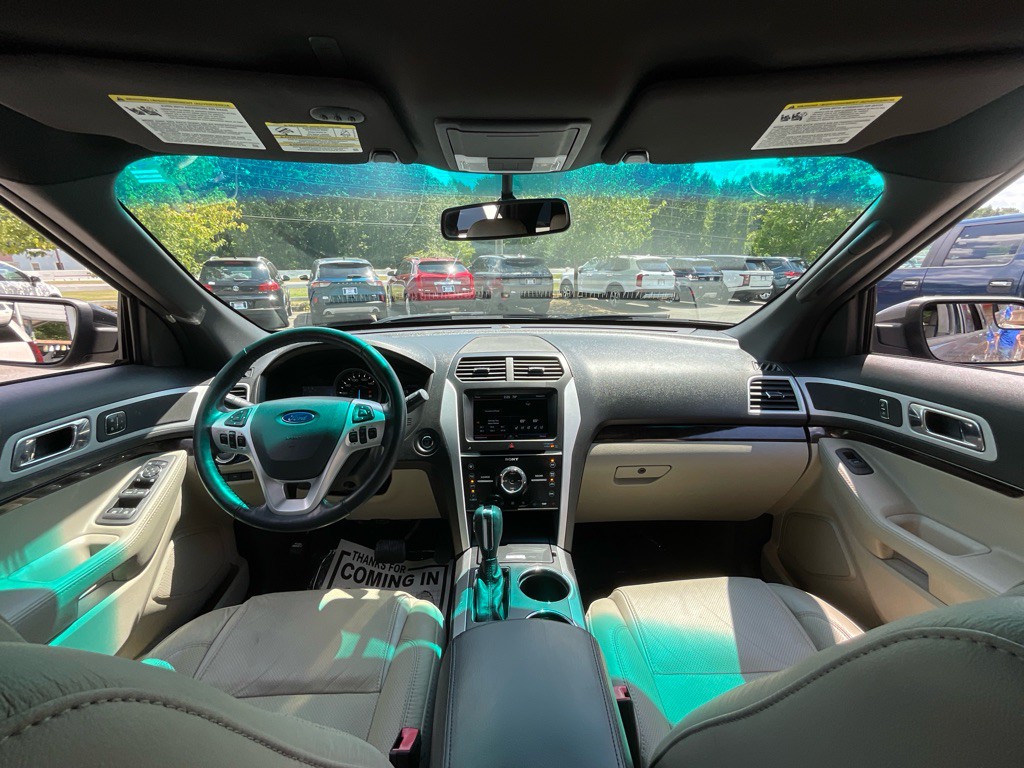 2014 Ford Explorer Image 20