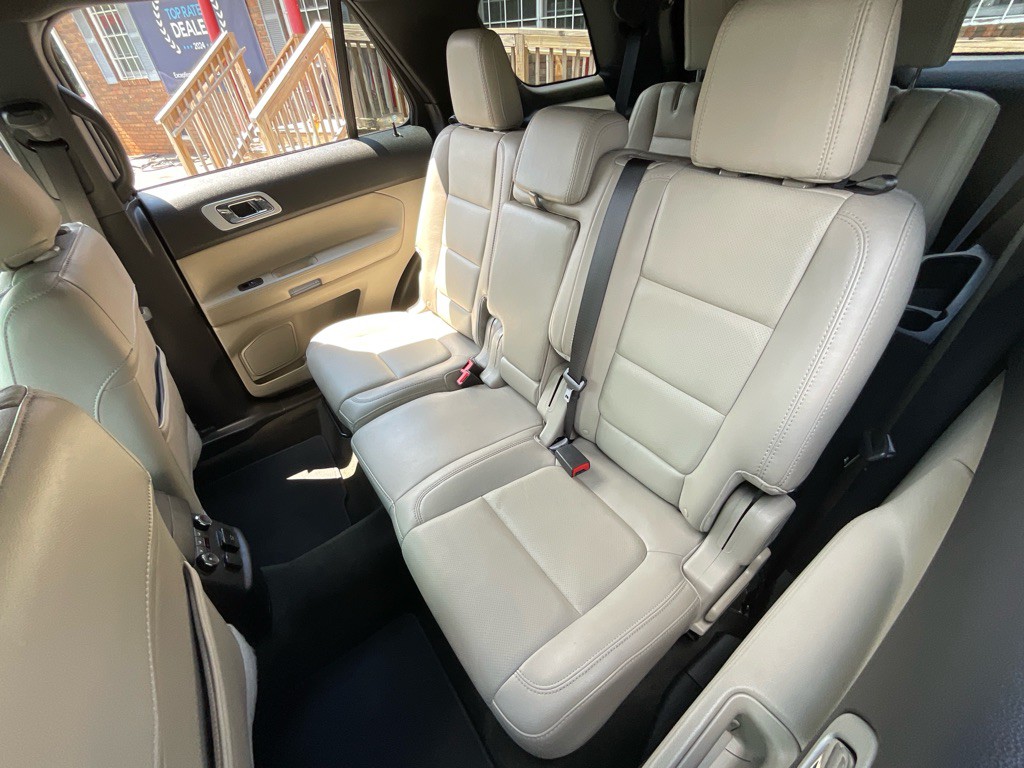 2014 Ford Explorer Image 30