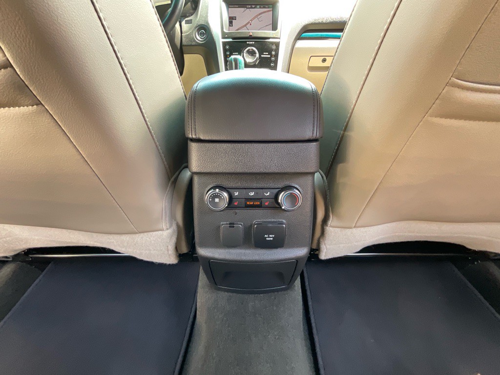 2014 Ford Explorer Image 35