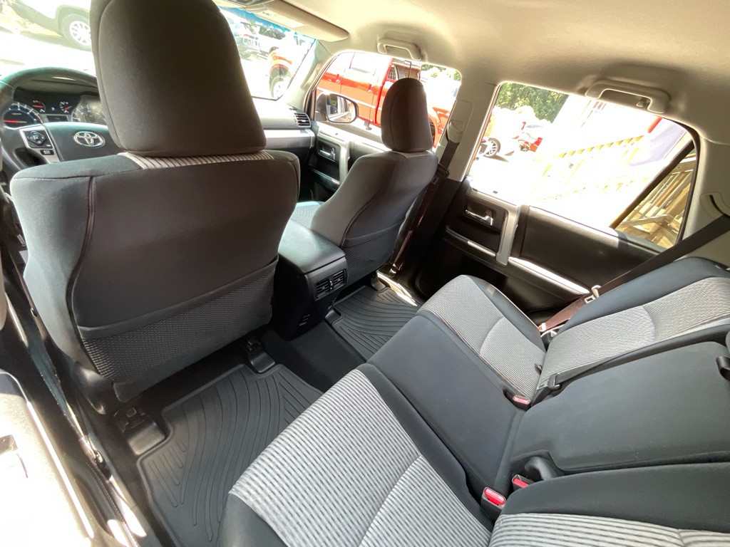 2015 Toyota 4Runner Image 29