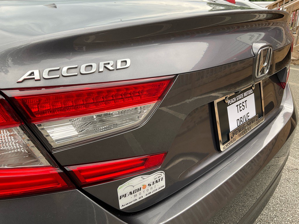 2020 Honda Accord Image 9