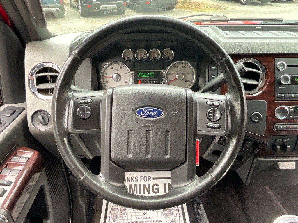 2010 Ford F-250 Image 24