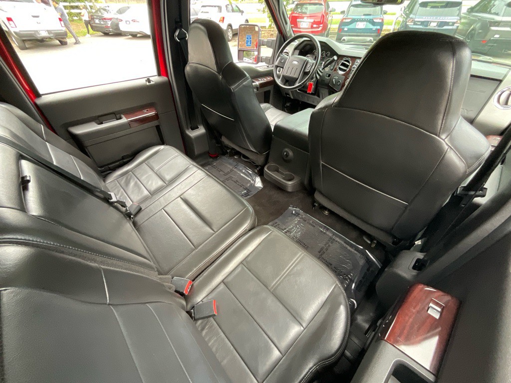 2010 Ford F-250 Image 32