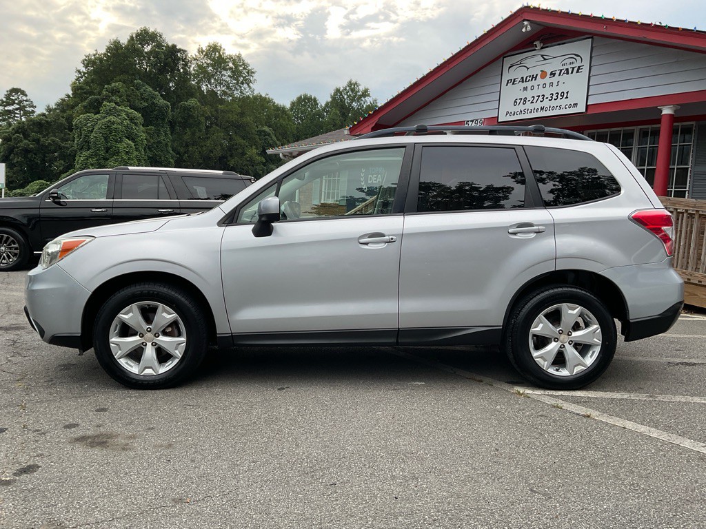 2014 Subaru Forester Image 8