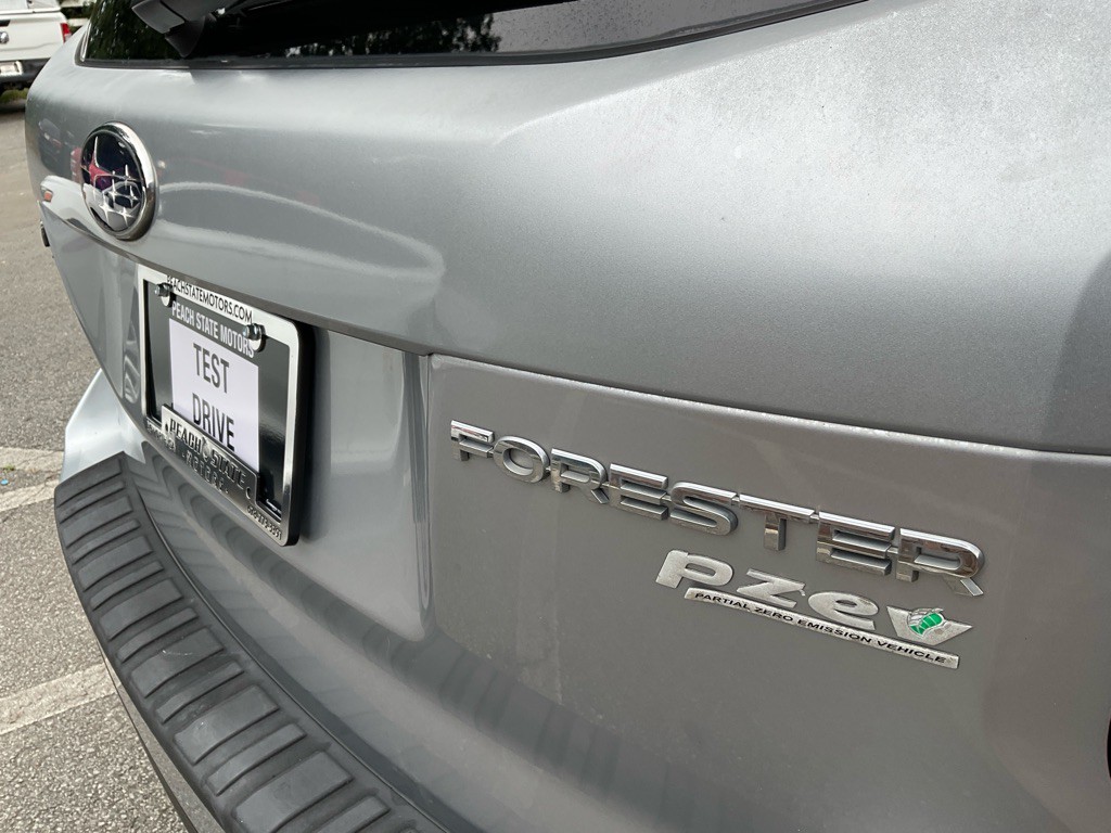 2014 Subaru Forester Image 10