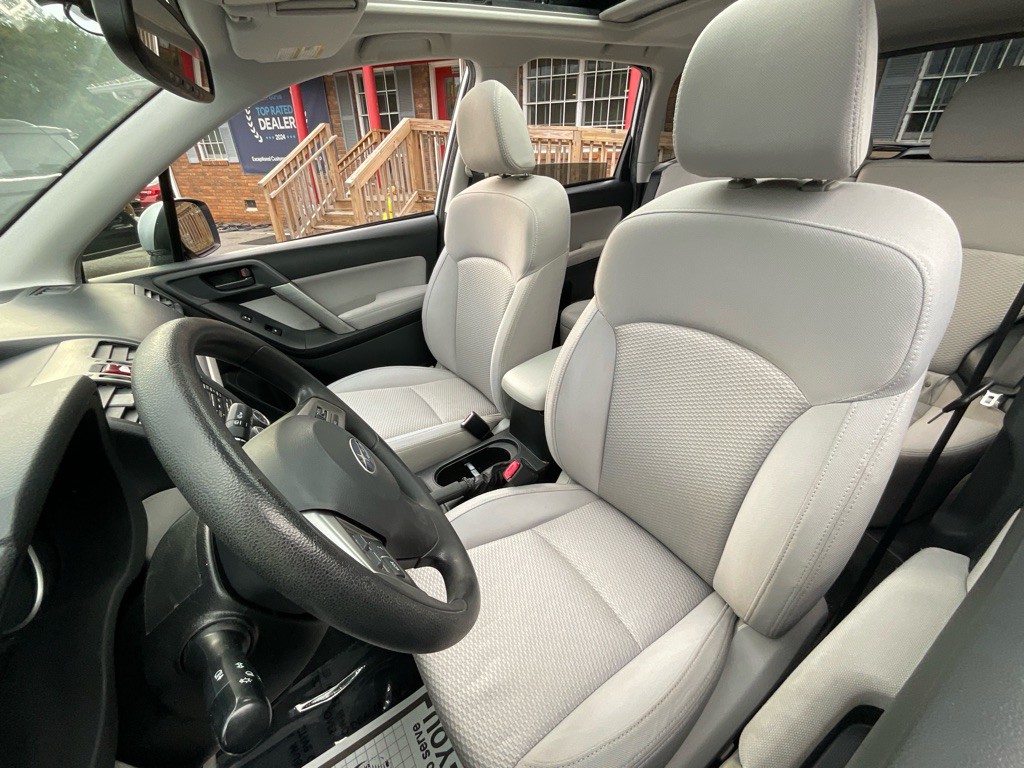 2014 Subaru Forester Image 16