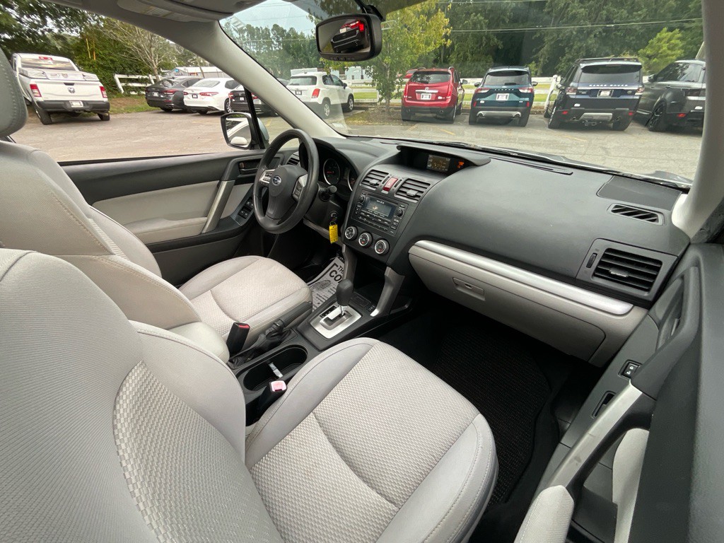 2014 Subaru Forester Image 18