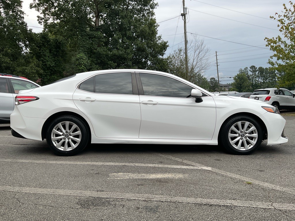 2020 Toyota Camry Image 4