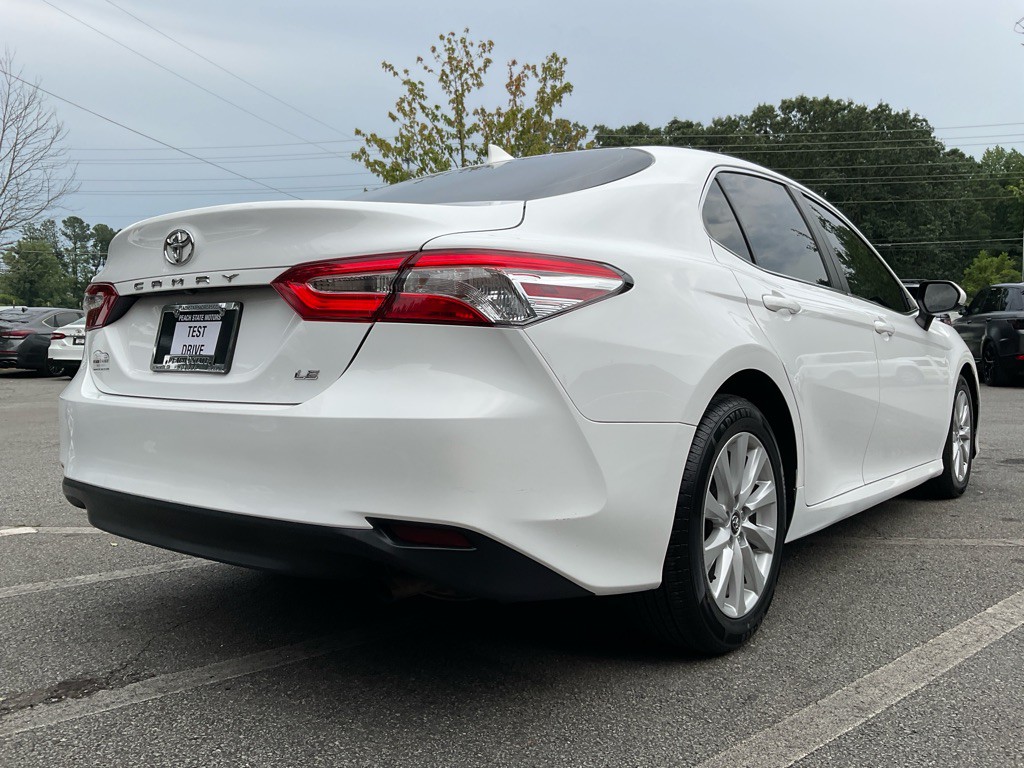 2020 Toyota Camry Image 5