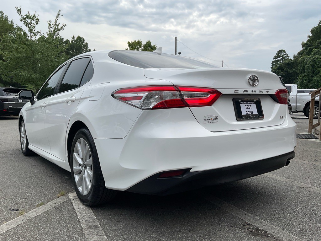 2020 Toyota Camry Image 7