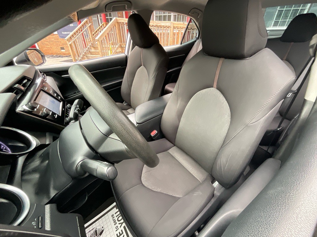 2020 Toyota Camry Image 15