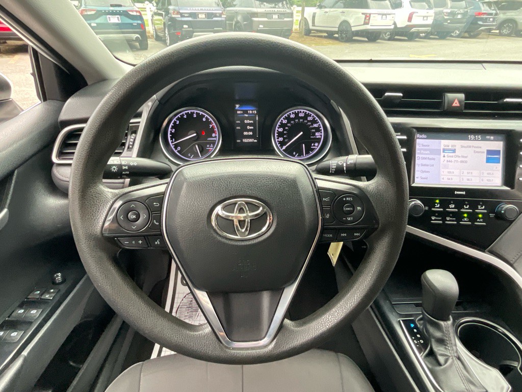 2020 Toyota Camry Image 22
