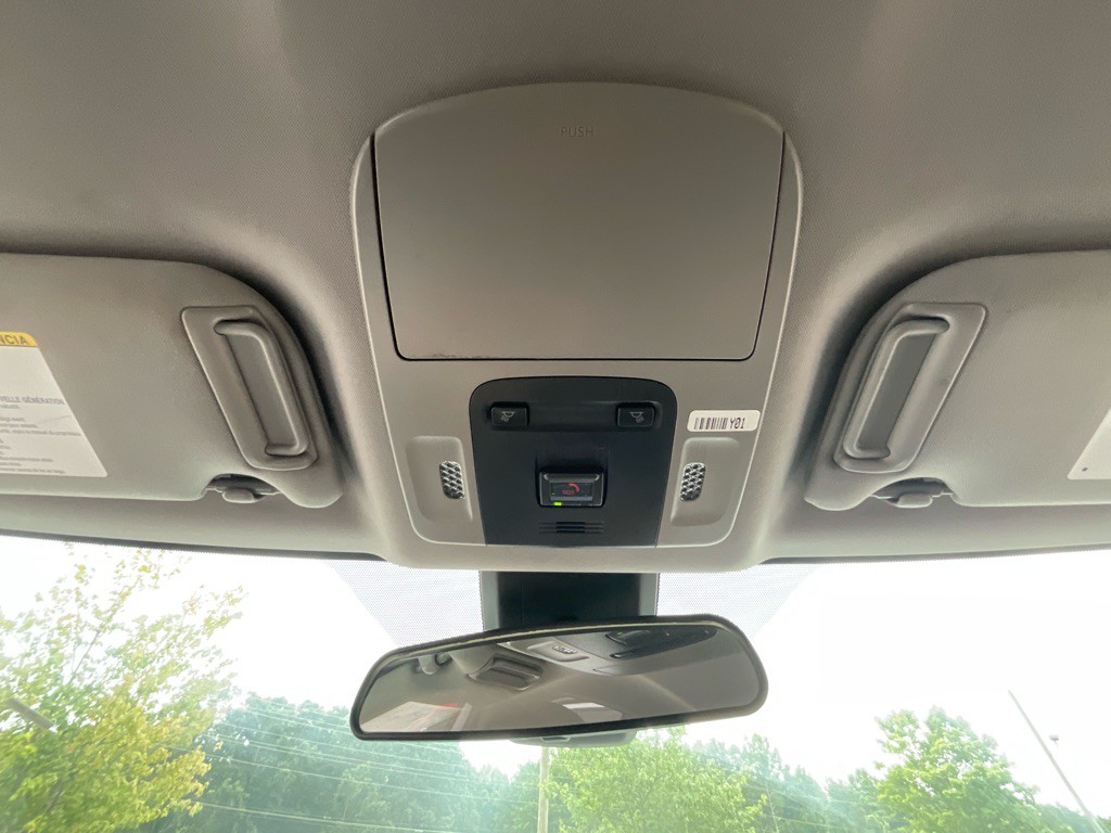2020 Toyota Camry Image 25