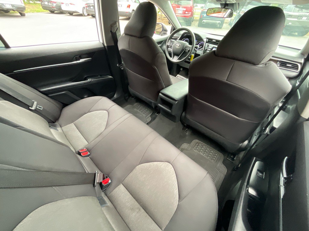 2020 Toyota Camry Image 30