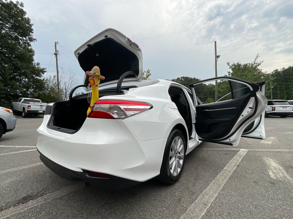 2020 Toyota Camry Image 33