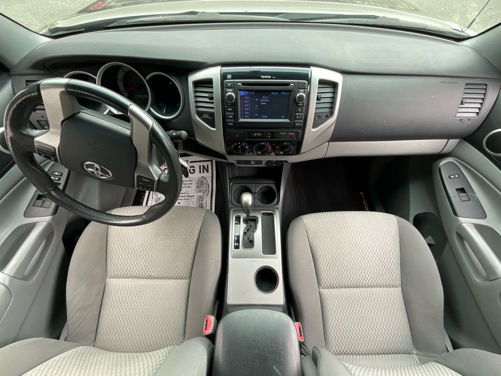 2013 Toyota Tacoma Image 21